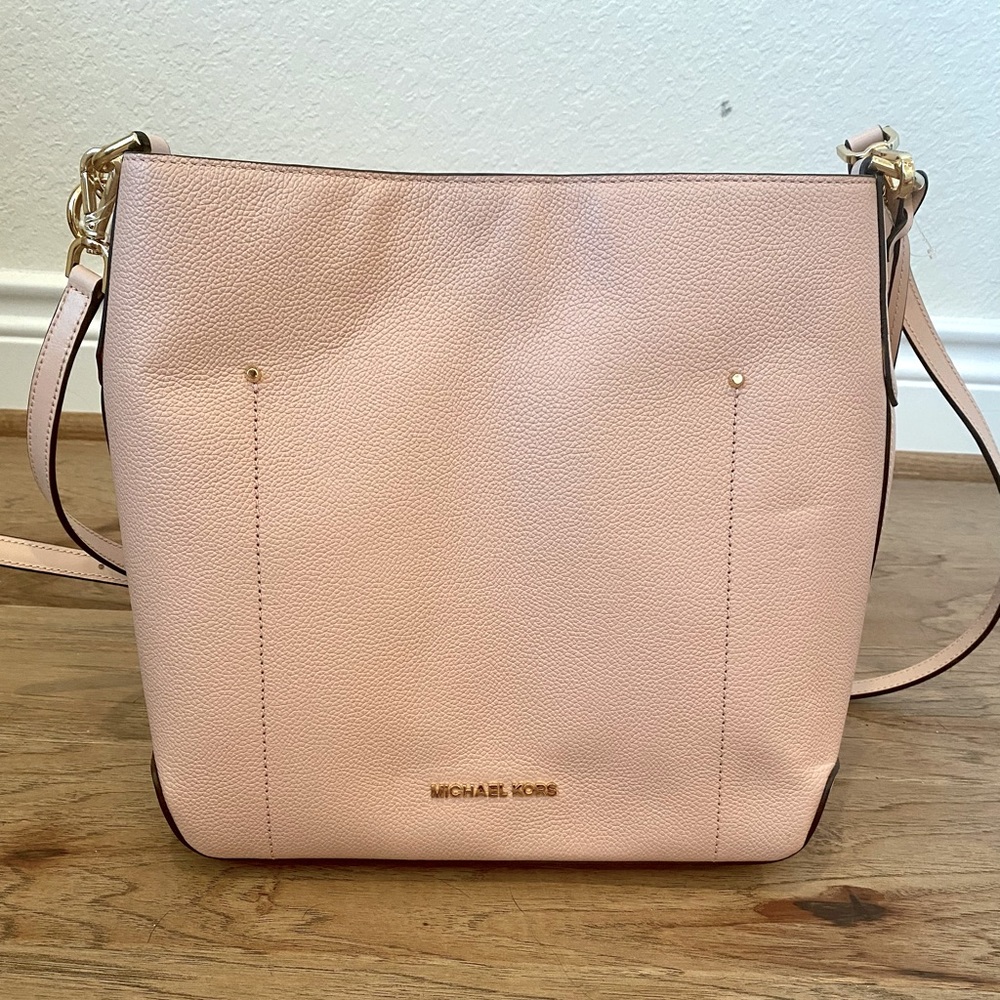 NWT-Michael Kors bag